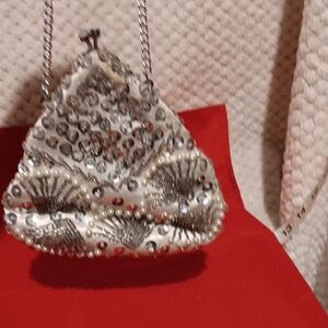 Elegant Silver and White Beaded Clutch